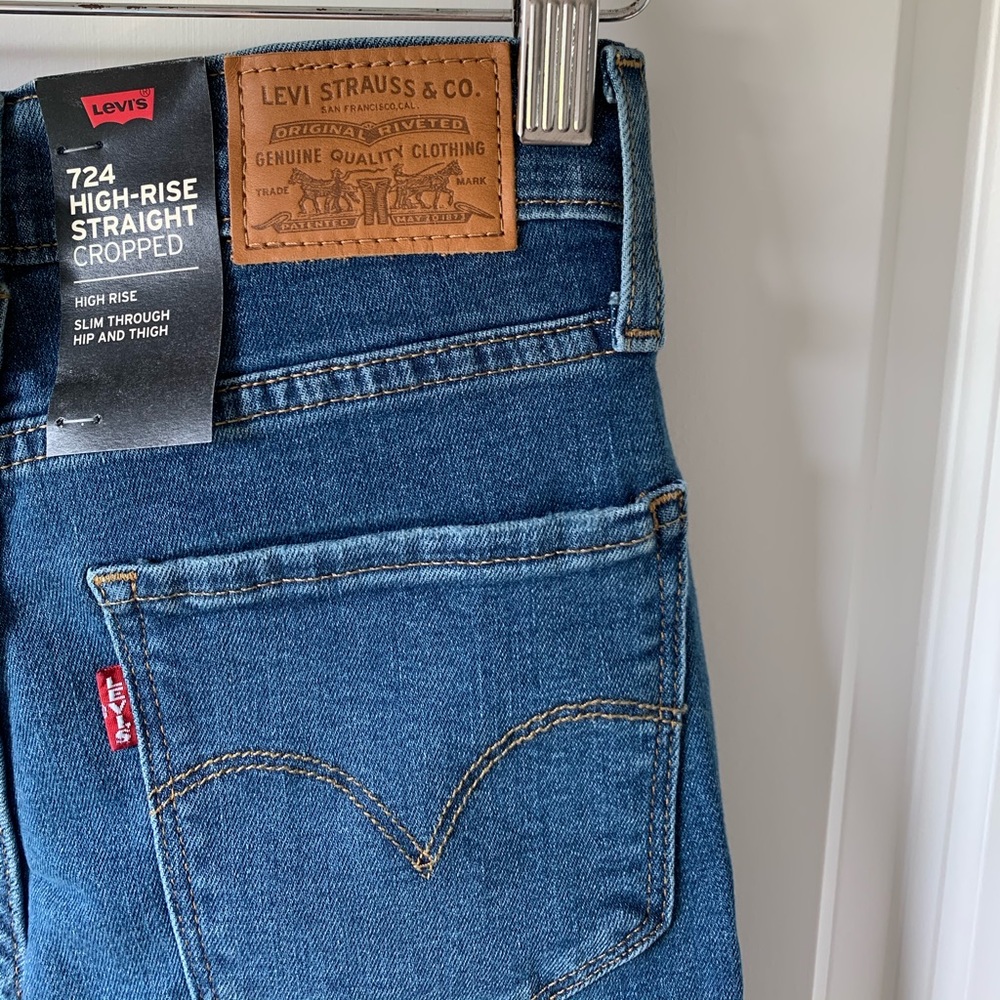 SALE! ⭐️ Levi’s 724 high rise straight crop New York brawl - Picture 9 of 9
